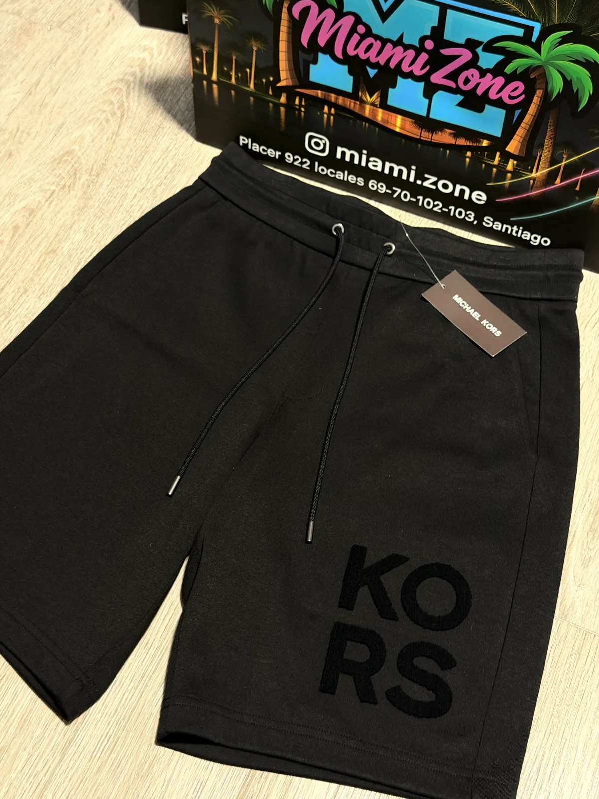 Short Michael Kors negro