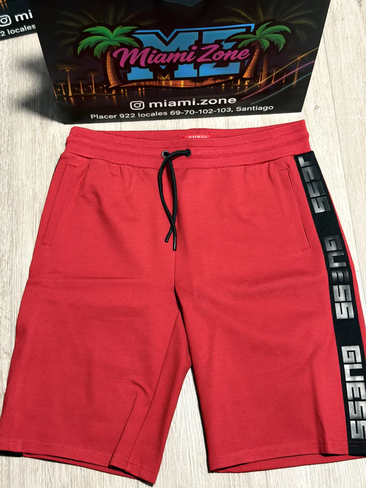 Short Guess rojo